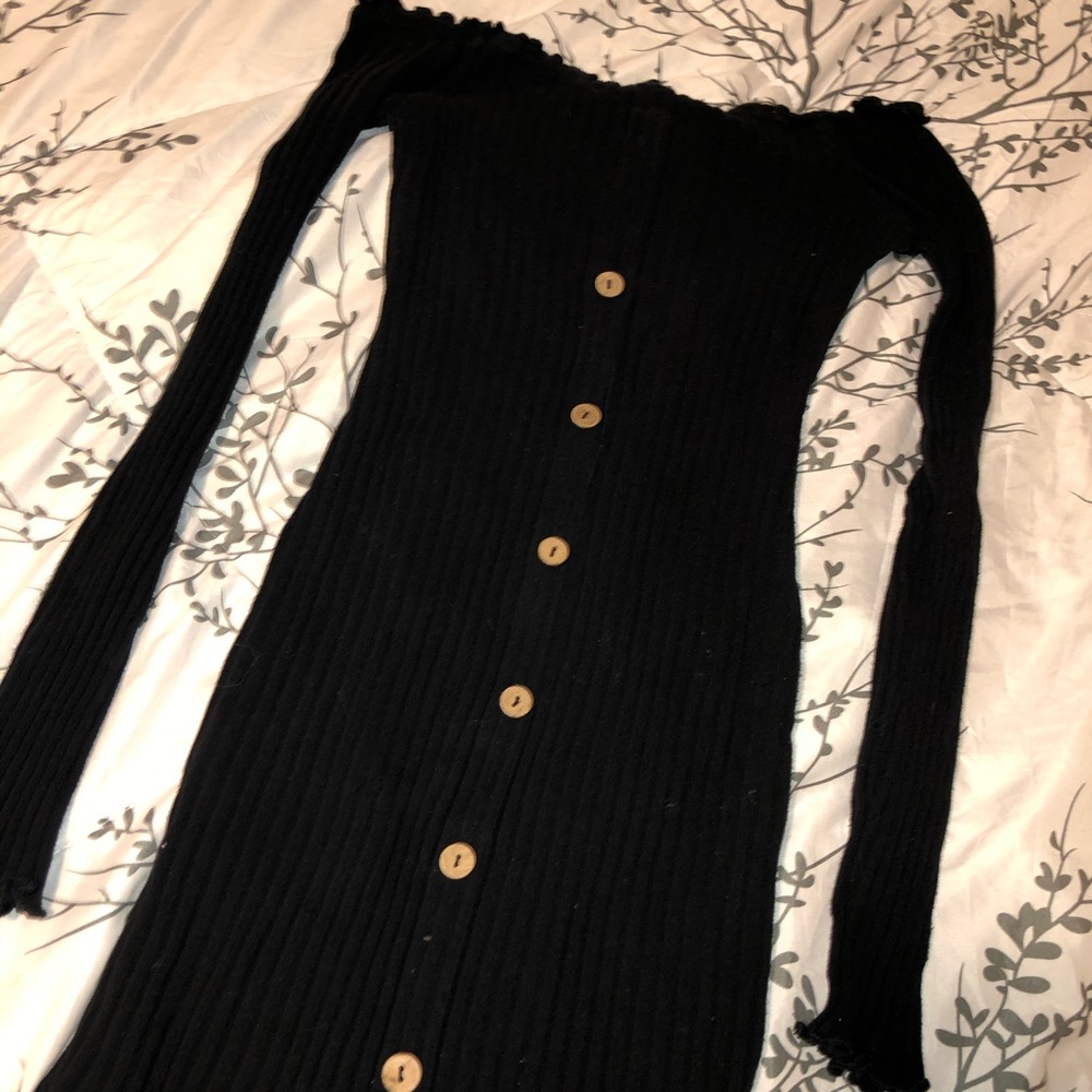 black strapless dress